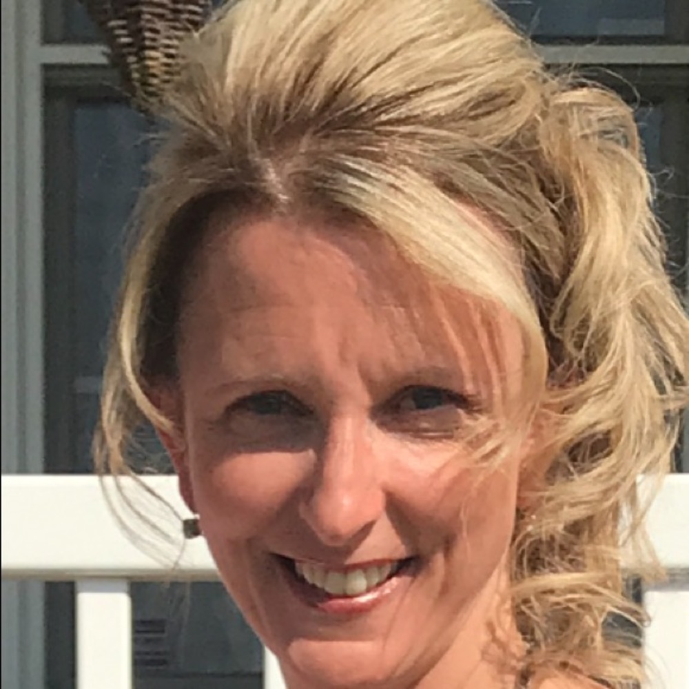 Meet your Posher, Lori